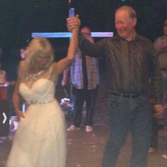 Meet your Posher, Brenda - Picture 2 of 7